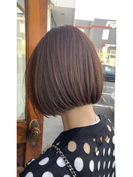 クルニエ(crenier) crenierで作る柔らかな切り口のミニボブ●