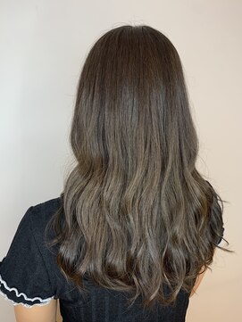 ジーナ 池袋(Zina) #イルミナ#アディクシー#デザインカラー