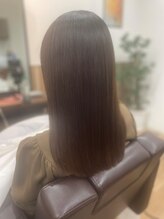 ロイヤルスリー(ROYALiii)