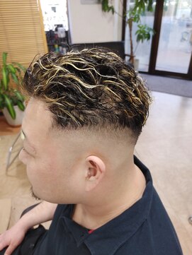 プライドピーエスツー 星置店(PRIDE Ps2) 極道パーマ