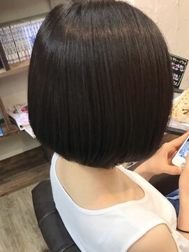 アティック(attic) ショートボブ/ボブ/ミディアム/ヘアドネーション/レイヤーカット