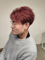 ニアウ 伊勢崎連取店(Niau)&nbsp;刈り上げセンターパートフェザーショート