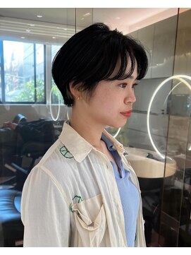 マイル 渋谷(mile) 【SATSUKI】センター分けタイトショート/ニュアンススタイル