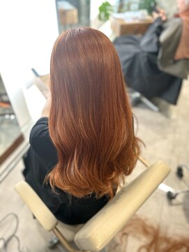 エッセ 大阪梅田茶屋町店(esse) 【梅田】オレンジカラー！