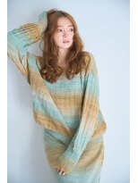 little 光の森【11/28 NEW OPEN（予定）】 外国人風フリンジウェーブアンバーベージュ