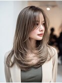 バタフライレイヤーロングレイヤーハイトーングレージュブリーチ