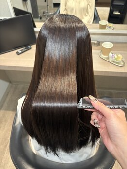 アンディアーモ サカエ(ANDIAMO SAKAE)の写真/他店でお断りの方も大歓迎◎ブリーチ、ダメージ毛も対応［縮毛矯正/髪質改善/栄/ハイライト/ダブルカラー］