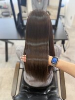 ロイ(ROI)&nbsp;乾かすだけで艶々！髪質改善縮毛矯正