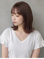 シノヤ 東根店(Shinoya)&nbsp;透明感ブラウンアッシュ/レイヤーカット/ミディアムくびれ