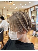 ドゥワドフェパッソ(Doigt de fee passo) 白髪ぼかしハイライト
