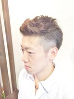 オムヘアーバイグルーマーズ(HOMME HAIR by GROOMER/S)&nbsp;クセ毛をイカすリーゼントアップバング【水道橋メンズサロン】