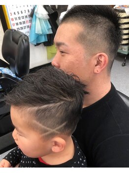 バーバースタイル(BARBER STYLE)の写真/男性目線でカッコよく！実力派スタイリストが創る自分style！！シンプルに似合う洗練されたカット技術◎