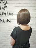 内巻き ワンレングスボブ