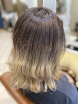 ヘアーサロン キー(Key)&nbsp;グラデーションミディ