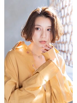 テイラー(Taylor) 【Taylor 】☆大宮  大人可愛いセンターパートボブ