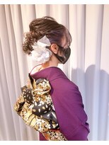 アロー(arrow)&nbsp;紫インナーカラー見せヘアセット【みのり】