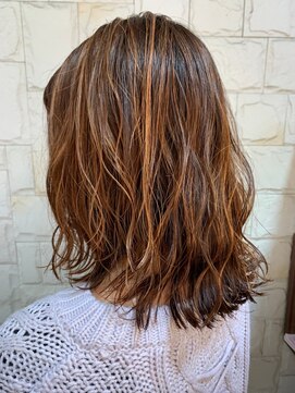 ニコア 千葉(nicoa) ハイライトオレンジ[千葉/千葉駅]