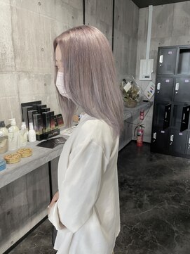 レゴリス(REGOLITH) ホワイトピンクアッシュ☆