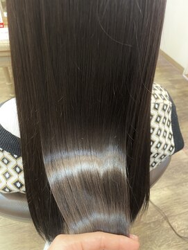 アルターリール(aL ter Rire) 梅雨に向けて艶髪ストレート/中村郁未