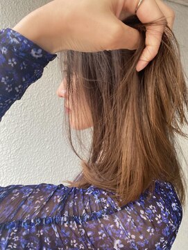 ポール(pole) レイヤーcut