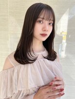 オーロ(ORO) 小顔前髪ワンカールレイヤーカット黒髪ネビージュボブルフ