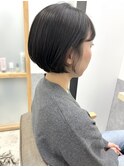 オリーブブラウン　ショートボブ