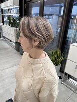 ステアケース 武蔵小杉店(stair:case)&nbsp;白髪ぼかし　白髪染めない白髪染め　ローライト　大人ショート