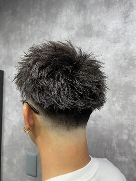 スピン 本八幡(SPIN) スペインカール/スパイキーショート/ブルーブラック/本八幡