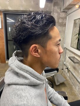 ロンドガルマン 名古屋(Lond GULLMAN) 【Lond GULLMANおとは】メンズ　眉毛　カット