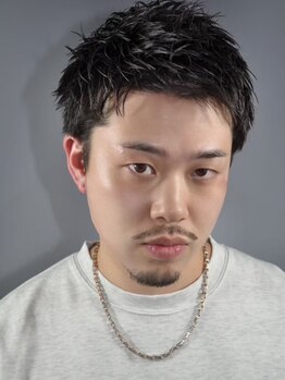 ヒロギンザ 新橋店(HIRO GINZA)の写真/【最終受付21時/個室】難しいひげや眉はプロに任せて◎似合わせスタイルを提案してくれると定評！[理容室]