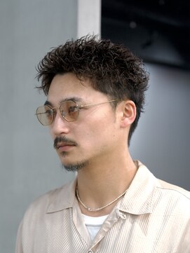 フィフス トウキョウ (fifth TOKYO) 渋谷緩めスパイキーパーマルーズショートメンズショート