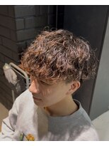 ステラ(STELLA)&nbsp;メンズパーマ/メンズカット/眉毛サロン/波巻きパーマ