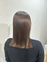 ハイヴィー(Hivi)&nbsp;暗めグレージュカラー