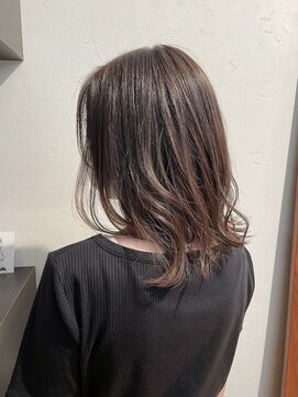 サロンドオクシー(Salon de OXY) インナーカラーグレージュ