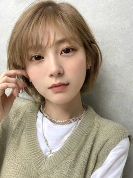 バロンビューティー(BARON Beauty) ショート/ハイトーン/ブリーチなし/ベージュ/ウルフ