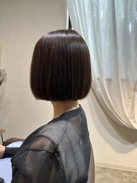ワ ヘアー(wa-hair) 大人ショートボブ　ミルクティーアッシュ　斜めバンク　髪質改善