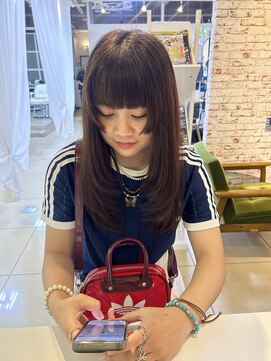 エミュ 中央駅店(eMu) たっぷりレイヤーカット