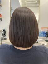 アルビス(arbis)&nbsp;白髪ぼかし/ショート/ショートカット/ショートボブ/縮毛矯正