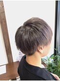 刈り上げすぎないナチュラルショート