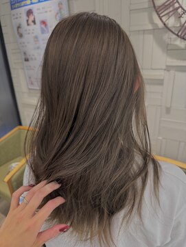 ゼル 東川口店(ZELE) オリーブベージュ