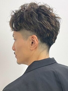 ラギッド 大野城店(RUGGED) ツーブロック 刈り上げ メンズパーマ ナチュラルパーマ 30代