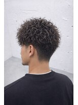 メンズ ラピス(Men's Lapis)&nbsp;縦落ちツイスパ｜無造作×色気の大人パーマ