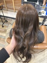 ウェルズ グランデ 田原本店(Well's GRANDE)&nbsp;透明感カラーで作る極上のツヤ巻き髪