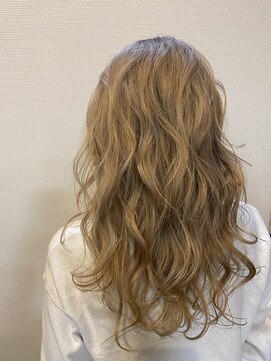 美容室 ぽ歩ビーアップ ステージワン(Be up STAGE1) [ぽ歩゜Be-up stage1]　外国人風カラー＆ミルクティーベージュ