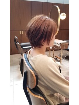 フルショウ 梅田(FURUSHO) ショート/耳かけ/フルバング/ベージュ