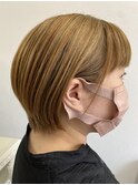 ショートボブ