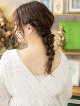 カバーヘア ブリス 大宮西口(COVER HAIR bliss) 抜け感大人ガーリー外国人風編み込みアレンジc3大宮20代30代40代