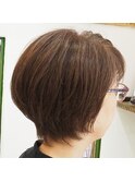 ショートボブ