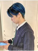 ブルーと黒のコントラストカラー