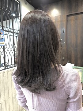 リノナ(Linona) ロングショートワンカールパーマカーキグレージュ前髪錦糸町